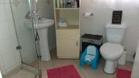 Bathroom 1 - 6 square meters of property in Rensburg