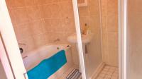 Bathroom 1 - 7 square meters of property in Pomona