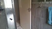 Bathroom 1 - 5 square meters of property in Kenmare