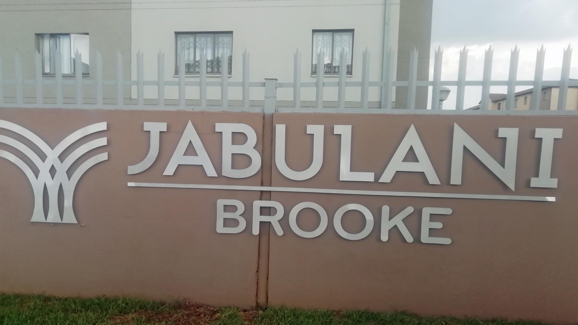Front View of property in Jabulani
