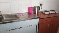 Kitchen - 7 square meters of property in Roodekop