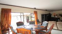 Lounges - 51 square meters of property in Kgetlengrivier NU