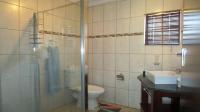 Bathroom 3+ - 35 square meters of property in Kgetlengrivier NU