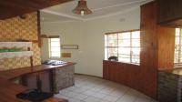 Kitchen - 44 square meters of property in Unitas Park