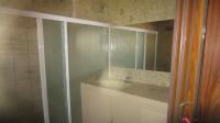 Bathroom 2 - 5 square meters of property in Unitas Park