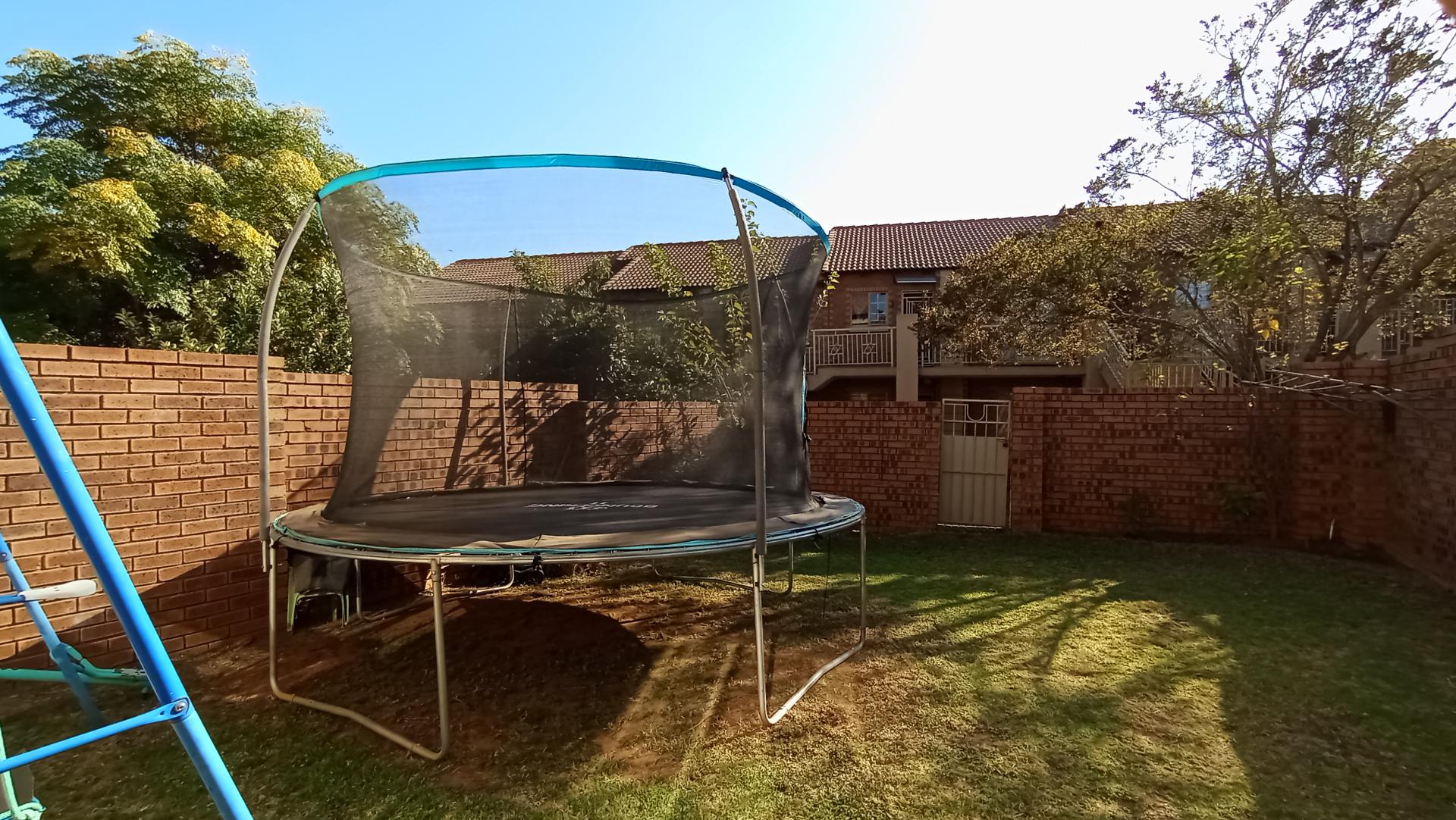 Garden of property in Mooikloof Ridge