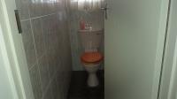 Bathroom 1 - 7 square meters of property in Witfield