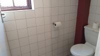 Bathroom 2 - 5 square meters of property in Ferndale - JHB
