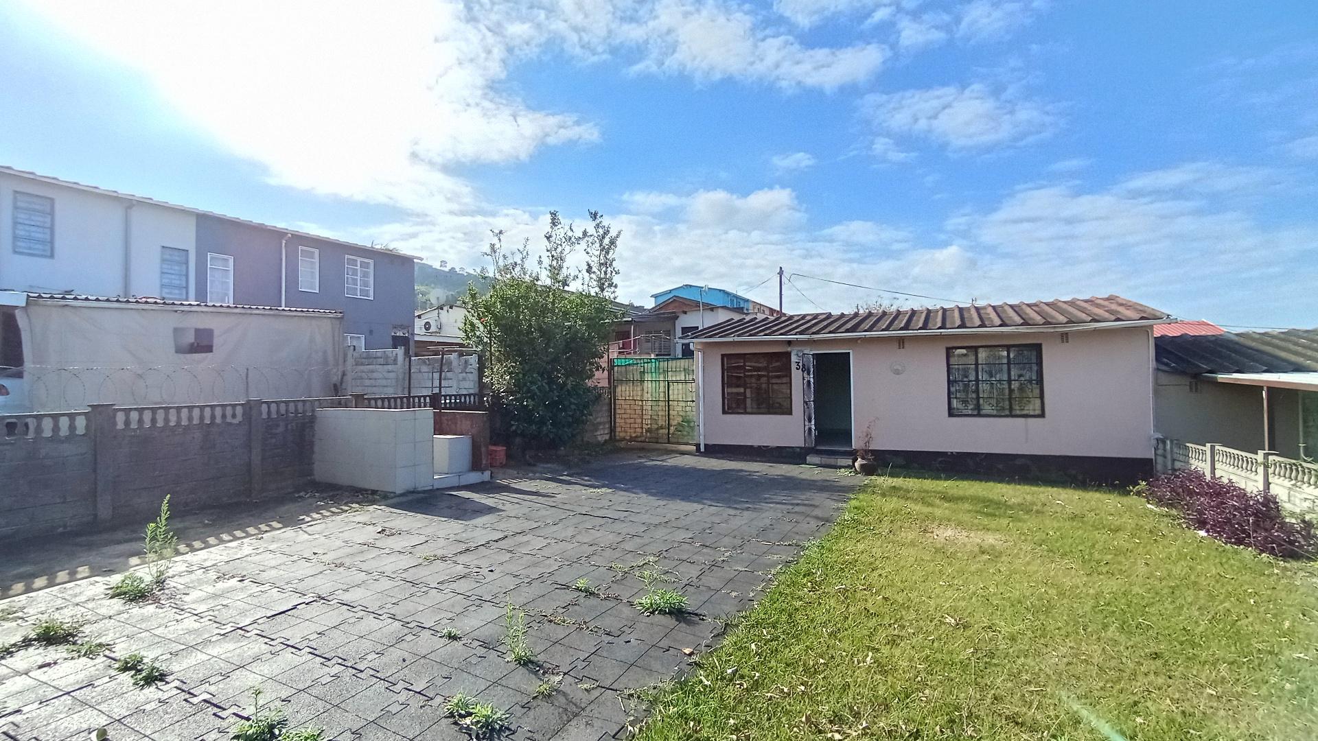Front View of property in Bombay Heights