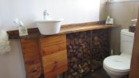 Main Bathroom - 3 square meters of property in Kalbaskraal