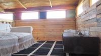 Lounges - 18 square meters of property in Kalbaskraal