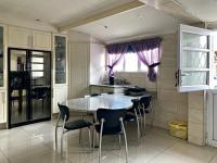 Dining Room - 13 square meters of property in Belhar