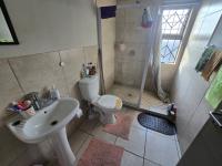 Bathroom 3+ of property in Dixon AH (South View)