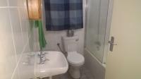 Bathroom 1 - 3 square meters of property in Noordhang