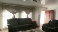 Lounges - 19 square meters of property in Lenasia South