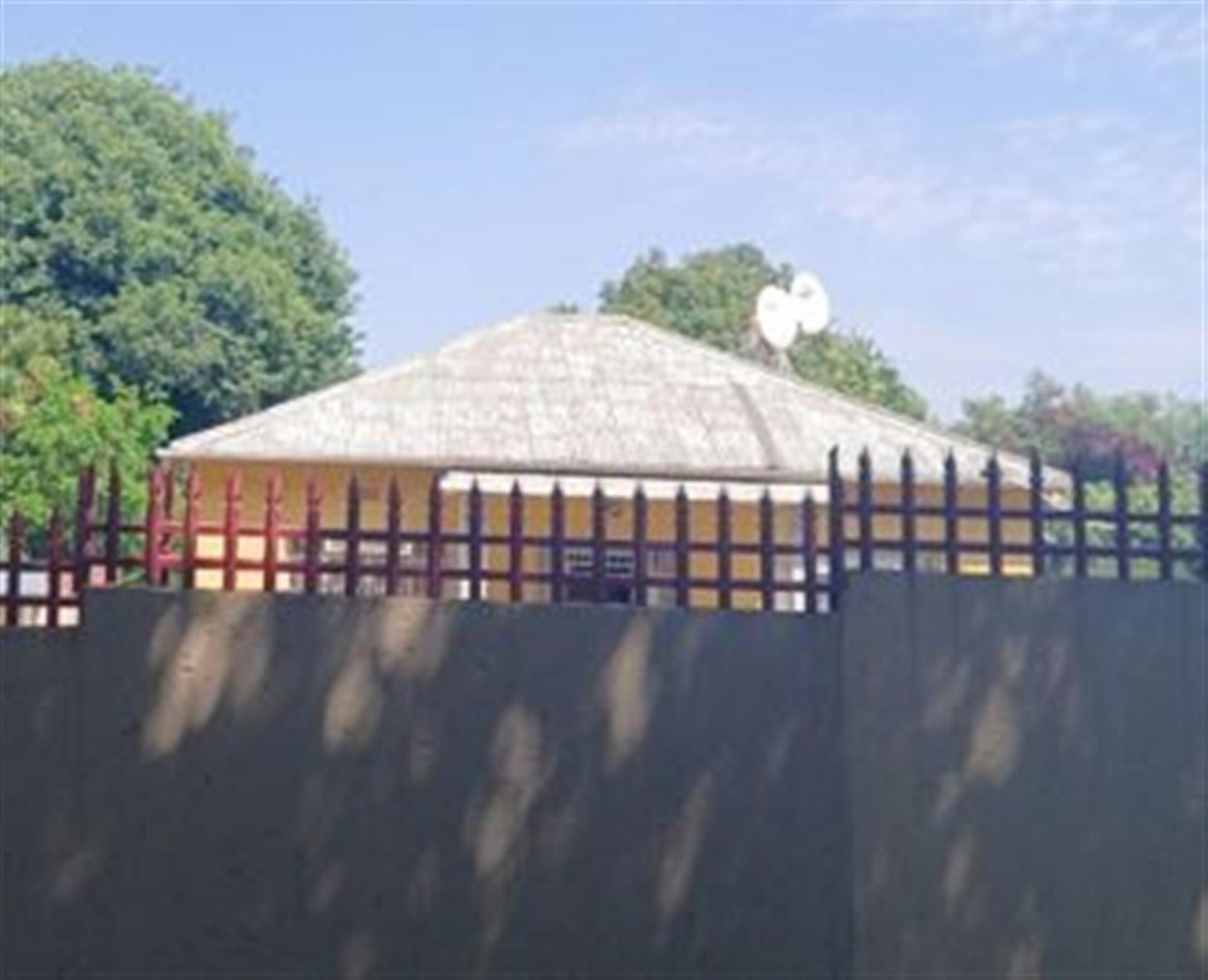 Front View of property in Rouxville
