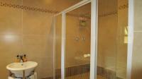 Bathroom 1 - 7 square meters of property in Midstream Estate
