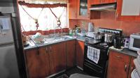 Kitchen - 18 square meters of property in Risecliff