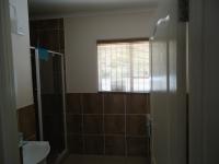 Main Bathroom - 7 square meters of property in Kleinmond
