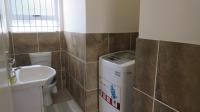 Guest Toilet - 5 square meters of property in Kleinmond