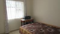 Bed Room 1 - 10 square meters of property in Kleinmond
