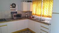 Kitchen - 36 square meters of property in Mid-ennerdale
