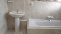 Bathroom 1 - 5 square meters of property in New Redruth