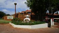 2 Bedroom 1 Bathroom Simplex for Sale for sale in Die Hoewes