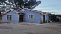 Front View of property in Heidedal
