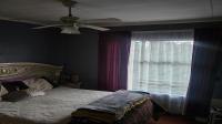 Bed Room 1 of property in Heidedal