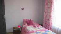 Bed Room 1 - 30 square meters of property in Geduld