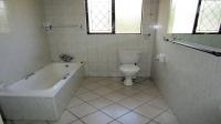 Main Bathroom - 7 square meters of property in St Micheals on Sea