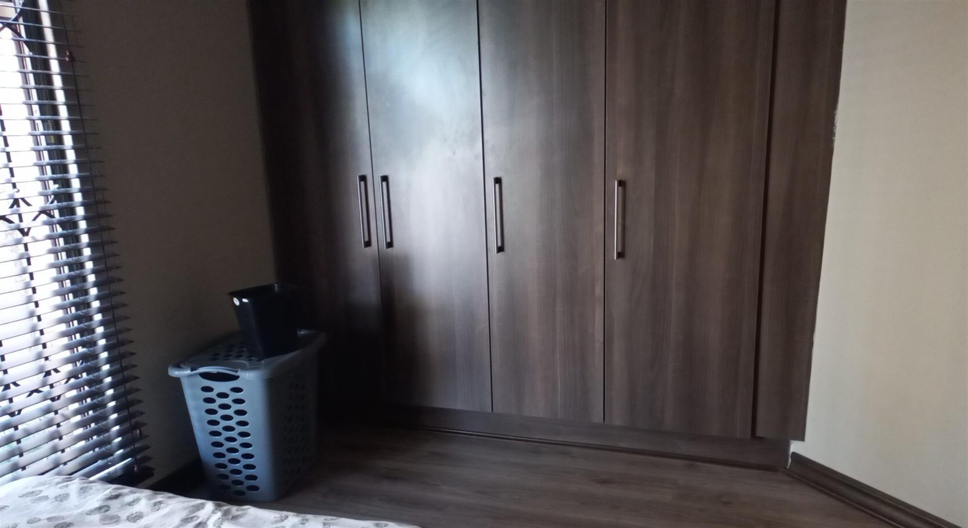 Bed Room 1 of property in Bendor