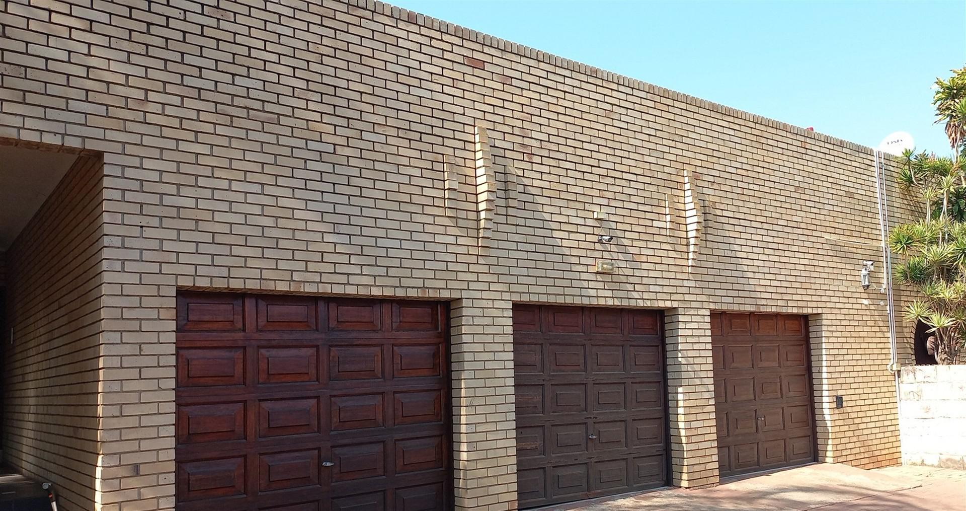 Front View of property in Bendor