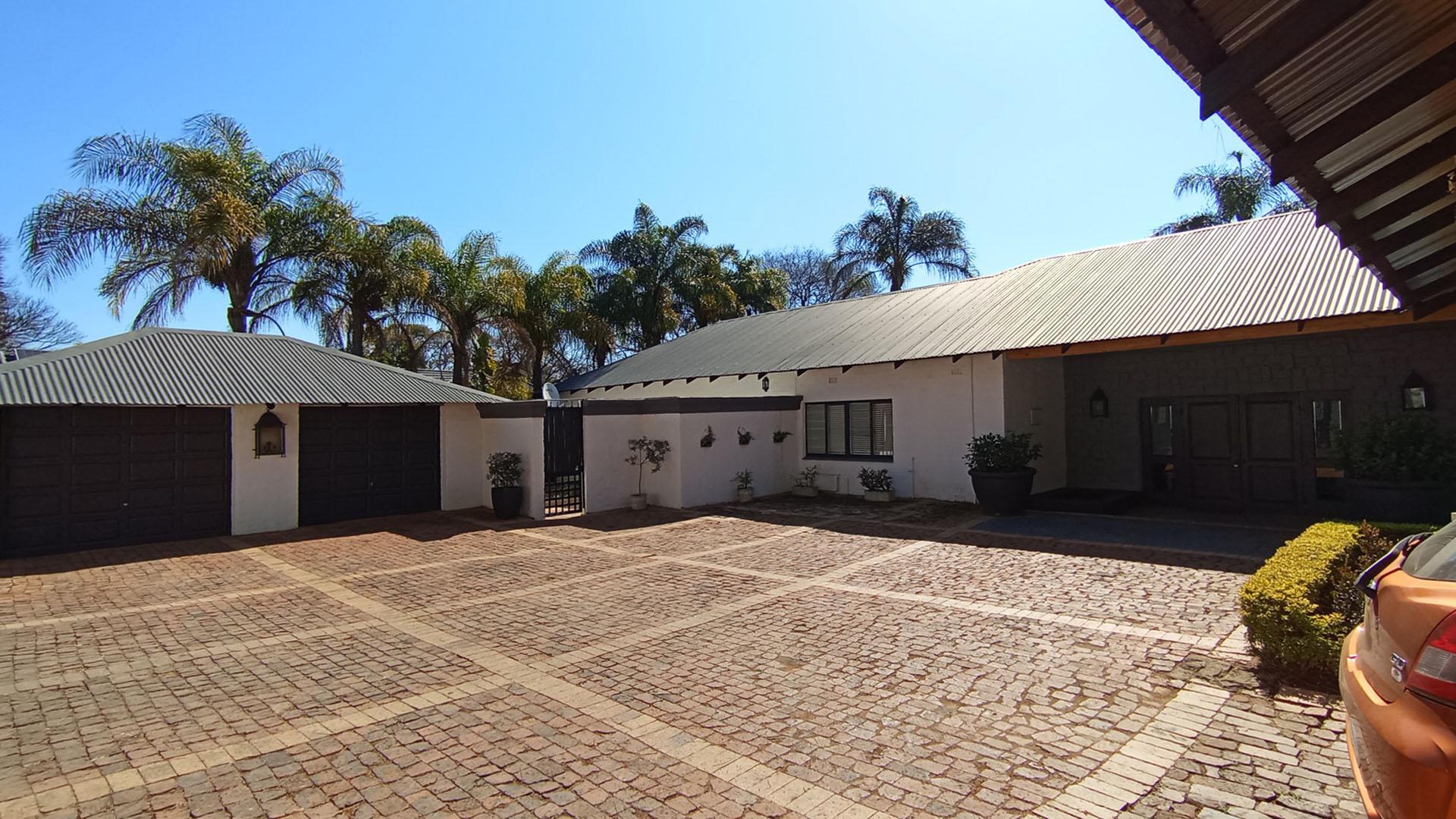 Front View of property in Waterkloof