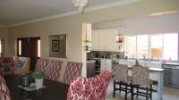 Dining Room - 21 square meters of property in Waterkloof