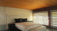 Main Bedroom - 32 square meters of property in Randfontein