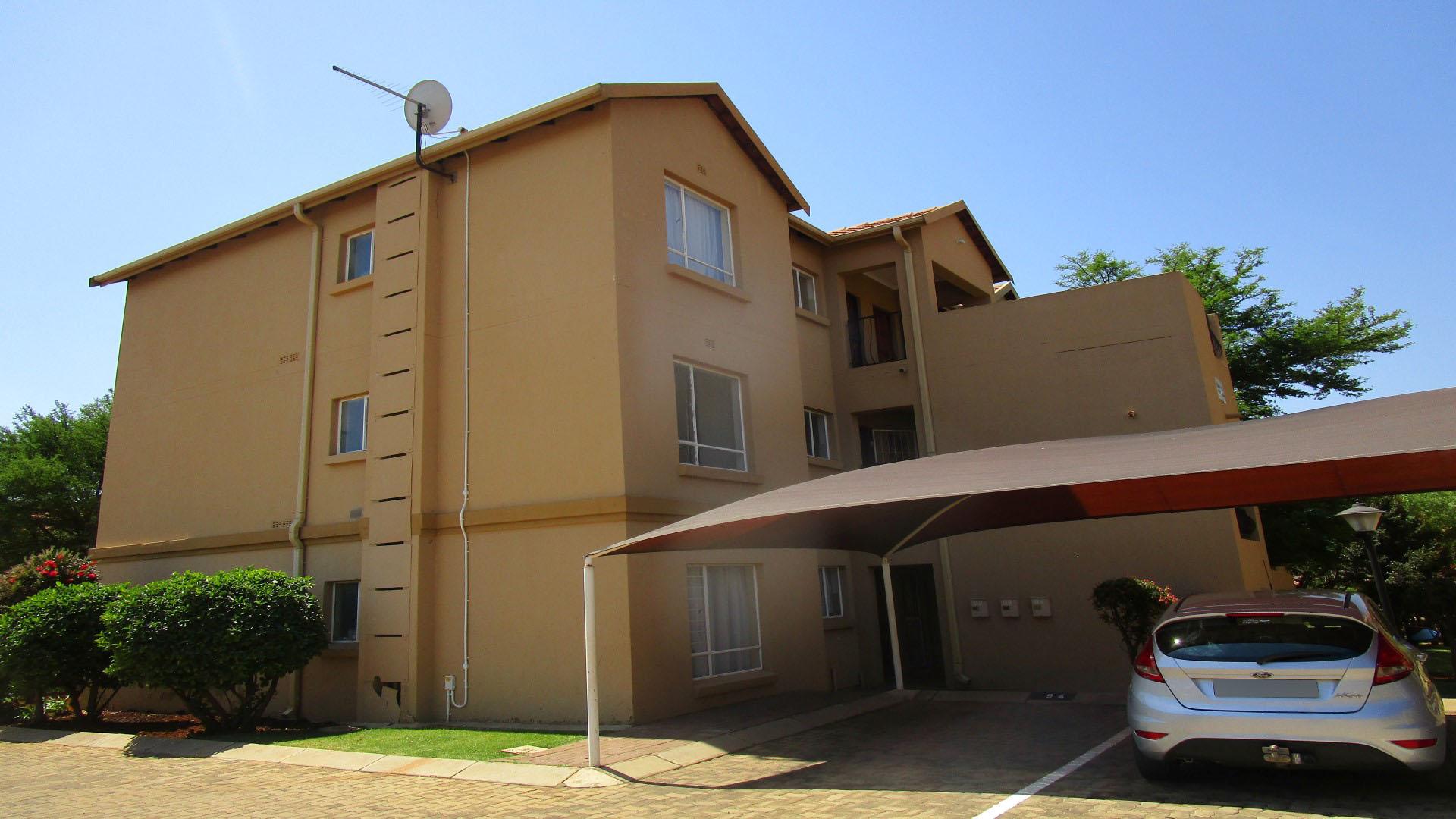 Front View of property in Kempton Park