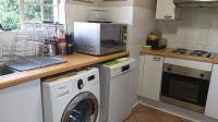 Kitchen - 9 square meters of property in Paulshof