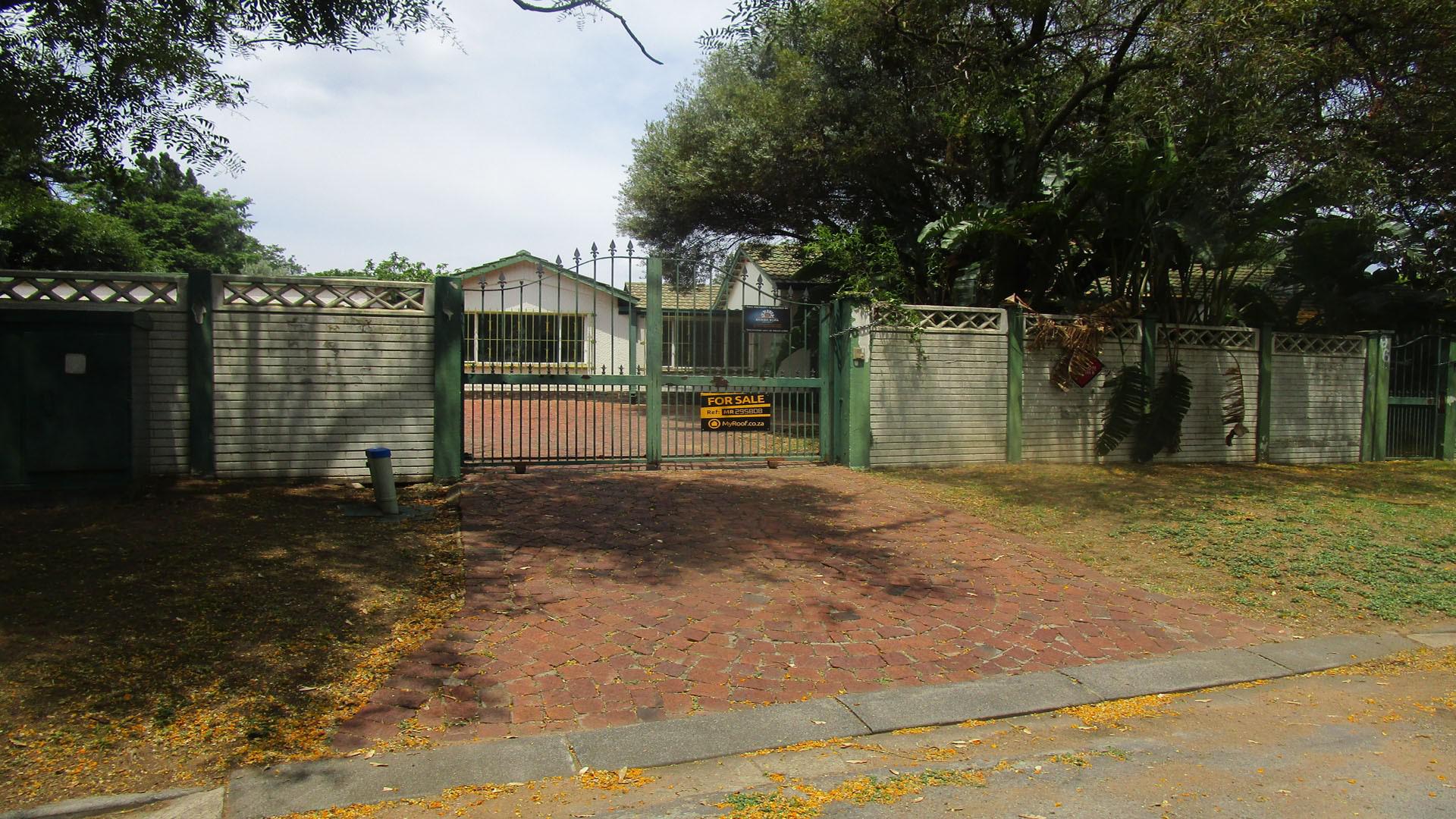 Front View of property in Lyndhurst