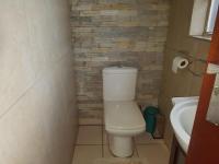Guest Toilet - 2 square meters of property in Crystal Park
