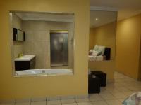 Main Bathroom - 11 square meters of property in Crystal Park