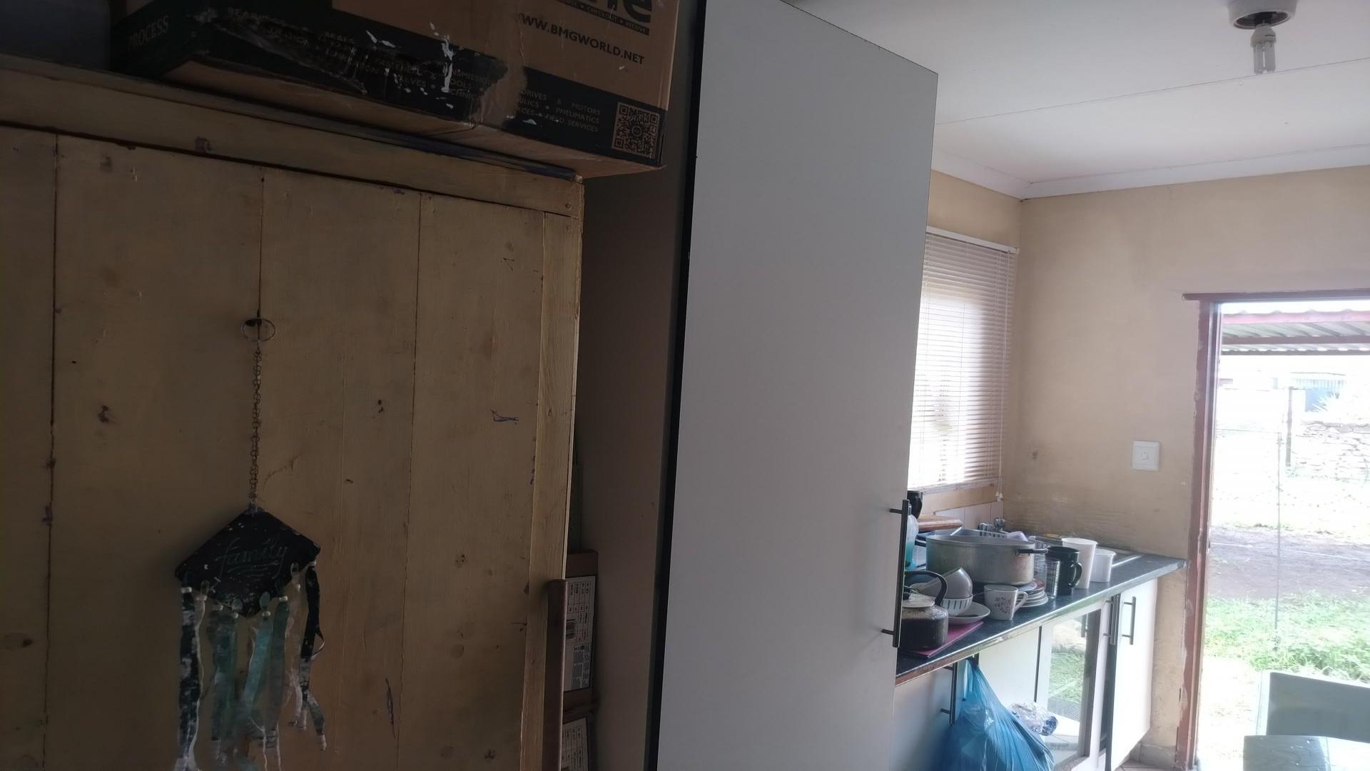 Kitchen of property in Vanderbijlpark