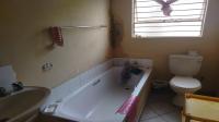 Bathroom 1 of property in Vanderbijlpark