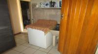 Rooms - 6 square meters of property in Helikon Park