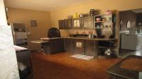 Kitchen - 24 square meters of property in Helikon Park
