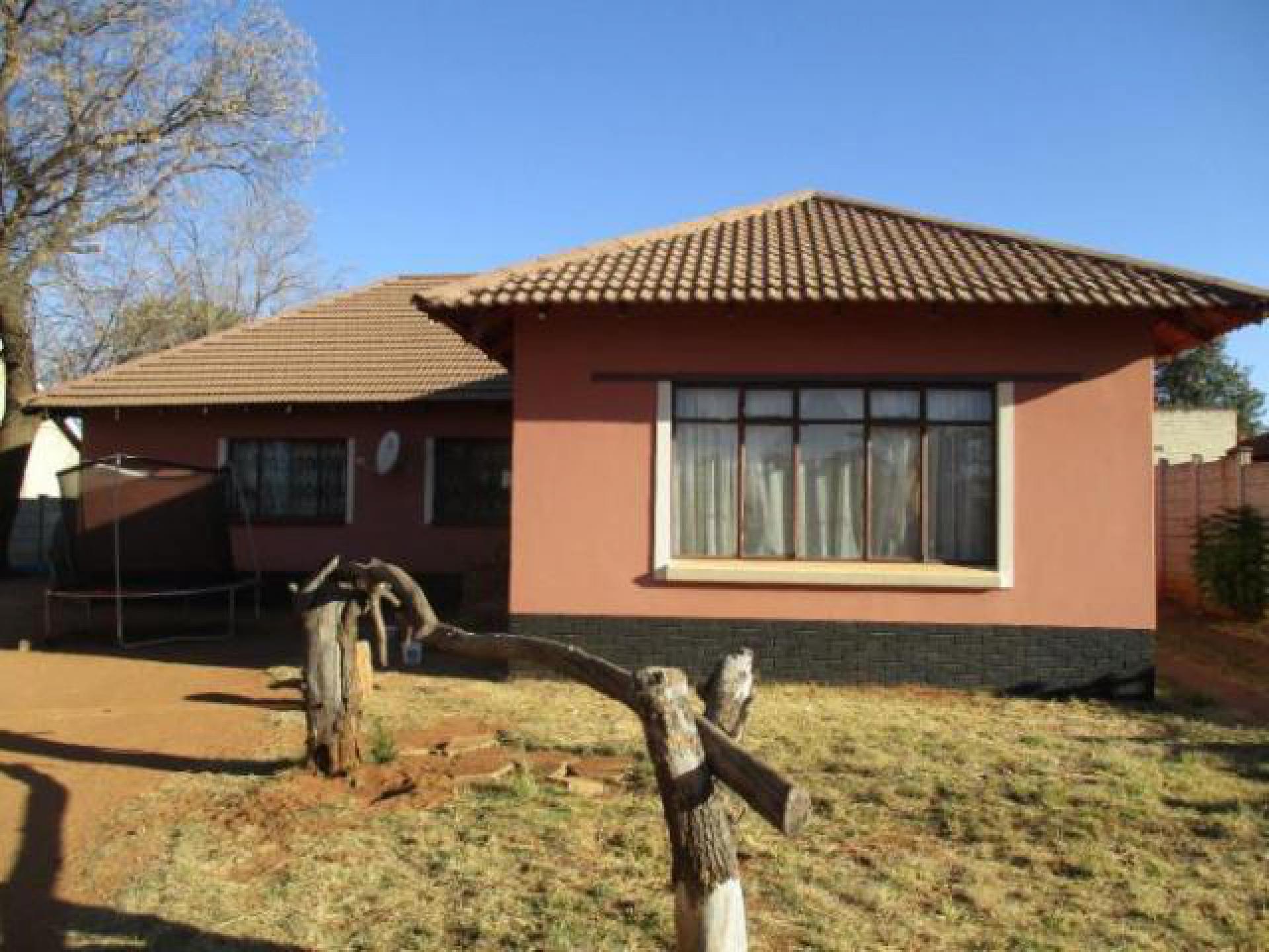 Front View of property in Stilfontein