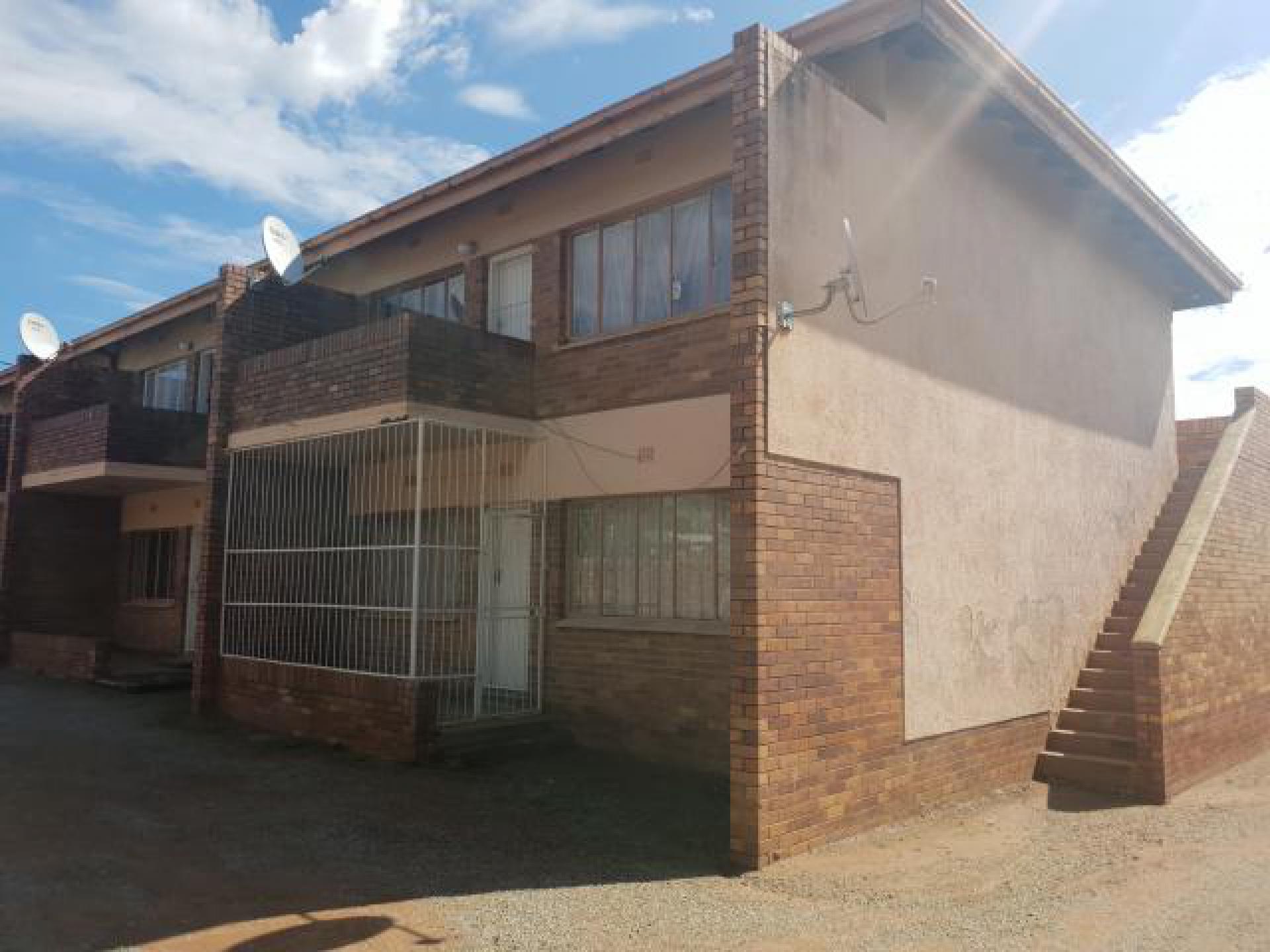 Front View of property in Klerksdorp