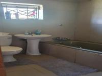 Bathroom 1 of property in Umlazi