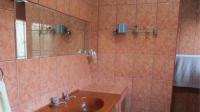 Bathroom 1 of property in Rensburg